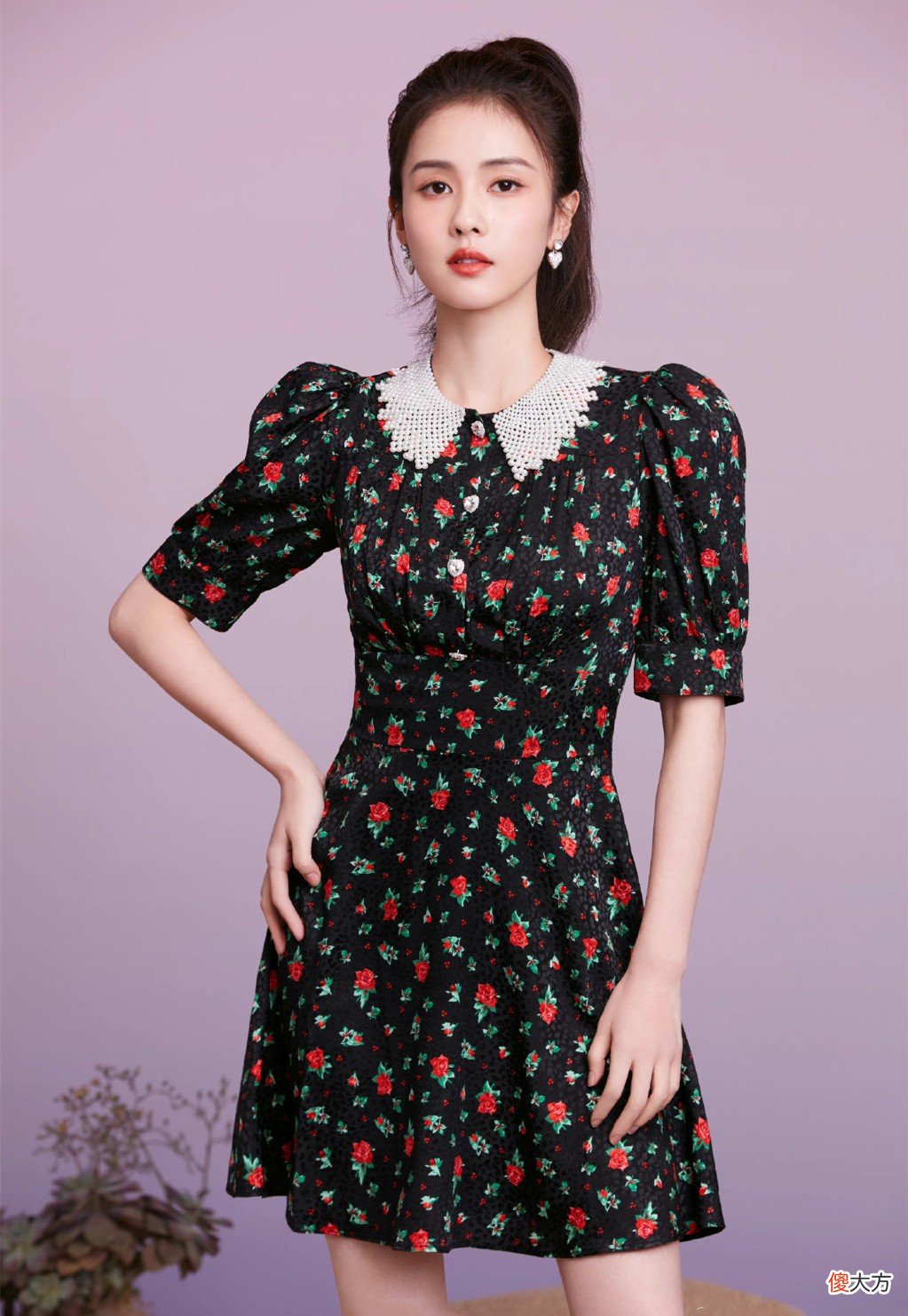 【时尚一点】白鹿又解锁夏日新造型，三种风格诠释520女友穿搭，不要太迷人