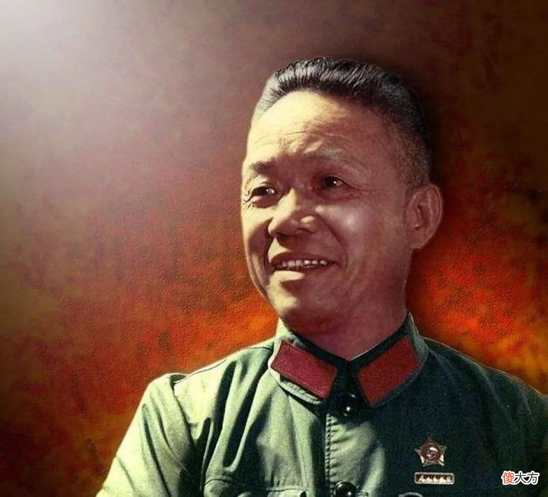 【历史故事】靠山屯歼敌超一个师！林彪却坐在木椅上，面无表情吃黄豆