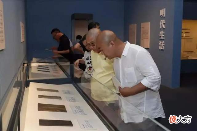 【历史故事】四川一渔民在江中发现“金虎”，倒卖赚1300万，三年后惩罚来了