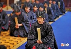 【历史故事】皇上羞辱宰相，把60岁乳母许给他，当晚大臣看到新娘后，高呼万岁