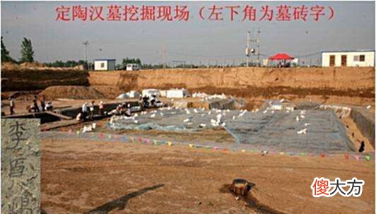 【历史故事】刚进入甬道就香气扑鼻,考古队疯挖大半年,结果却气得咬牙切齿