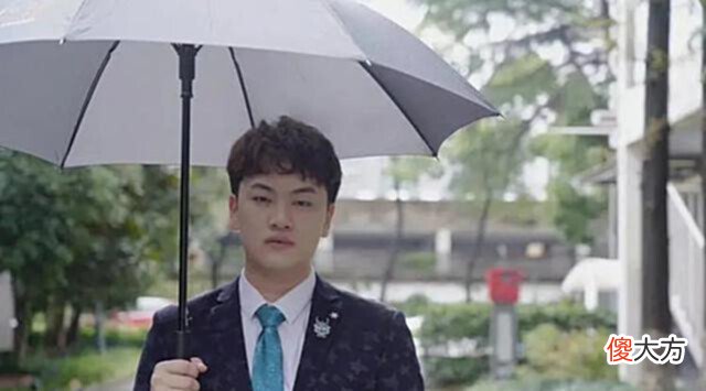【游戏世界】火豹席位被杨幂杨洋顾漫买下!俱乐部大改名,狼队刺痛有机会了