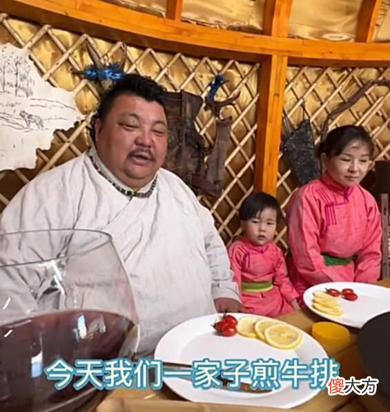 【游戏迷】“恩克”找妹妹蹭饭吃，脸上的黑斑越来越深，网友：越看越少