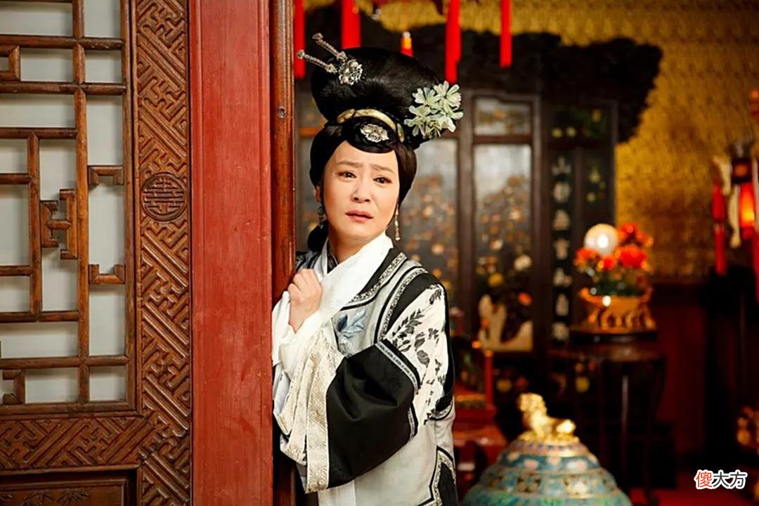 【历史故事】雍正生母德妃乌雅氏，她到底有多受宠？为何50岁还被康熙翻牌子？