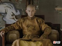 【历史故事】4点起床，晚上七点翻牌子，乾隆皇帝的生活竟如此无聊？