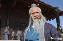【爱历史】再读倚天屠龙记，才明白张三丰为何不敢护住张翠山