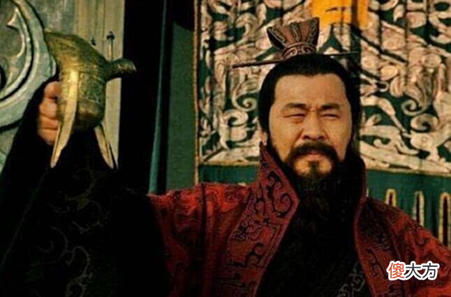 【历史故事】吕布死后他的三个宝贝都去了哪？关羽得到两个，一个被扔进厕所