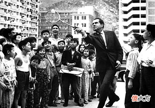 【爱历史】珍贵老照片:莫斯科壮汉游行、初代哈雷摩托、纽约的儿童黑帮