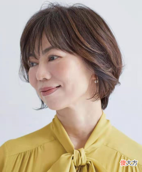 【就爱时尚】四五十岁的女人一定要试试这4款发型，好看又减龄！