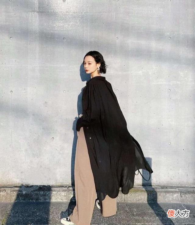 【时尚一点】穿极简风的女人自带高级感！简约大方的穿搭，让你轻松提升品位