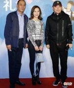 【就爱时尚】张光北女儿都已经30岁了，穿紧身装配大妈发型，长相成熟不像90后