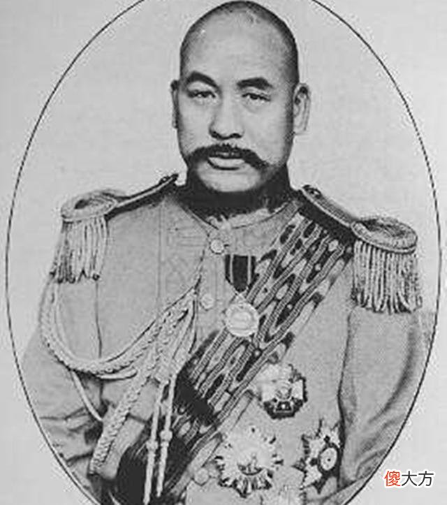 【爱历史】两个耳光,害得黄金荣被抓七天,从此,杜月笙离开上海就再没回来