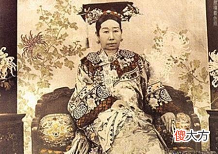 【爱历史】皇帝选秀她落选，后嫁给亲王却生下天子，死后皇帝休朝十一天