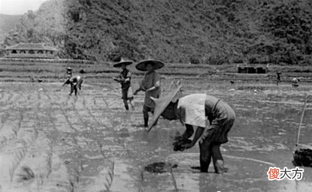 【历史故事】1930年代的桂林老照片，叠彩山四方台与桂林府皇城西门