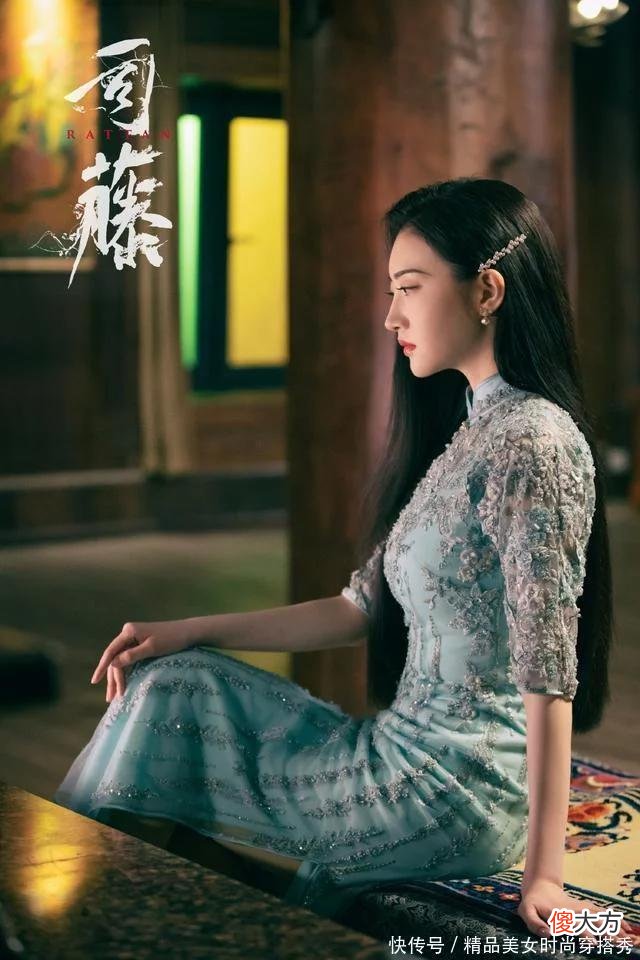 【就爱时尚】当旗袍遇上现实版“人间富贵花”，看看哪个造型最让你触动？