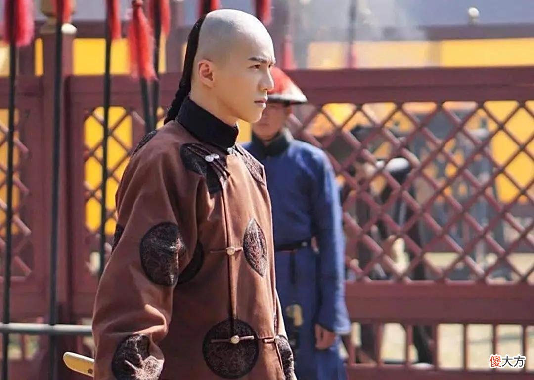 【历史故事】侍卫救了乾隆，乾隆问他要什么赏赐，侍卫：赏我一个胖宫女吧
