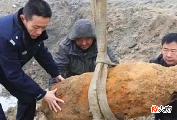 【历史故事】四川一农村特大发现,农民工发现“炸弹”,专家赶来后却乐开了花
