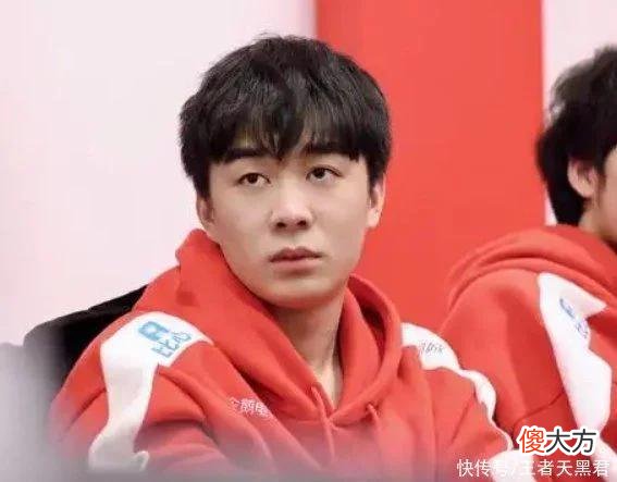 【游戏世界】AG初晨试训LGD效果不错，啊泽身价上涨，准备抢estar二队子衿