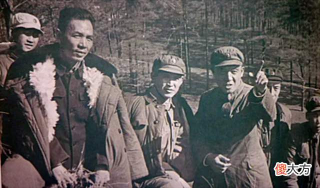 【爱历史】1971年，伟人在长沙与丁盛连续两次谈话：我希望你今后多读点书