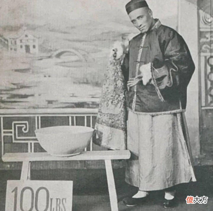 【爱历史】美国艺人出道35年无人知,改用一个中国名,结果一炮走红