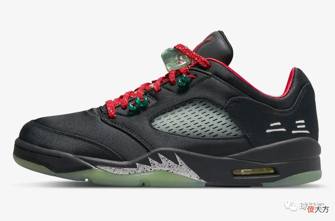 【时尚一点】CLOT x Jordan 夜光新联名＆渐变 YEEZY 登场丨本周球鞋发售清单汇总！