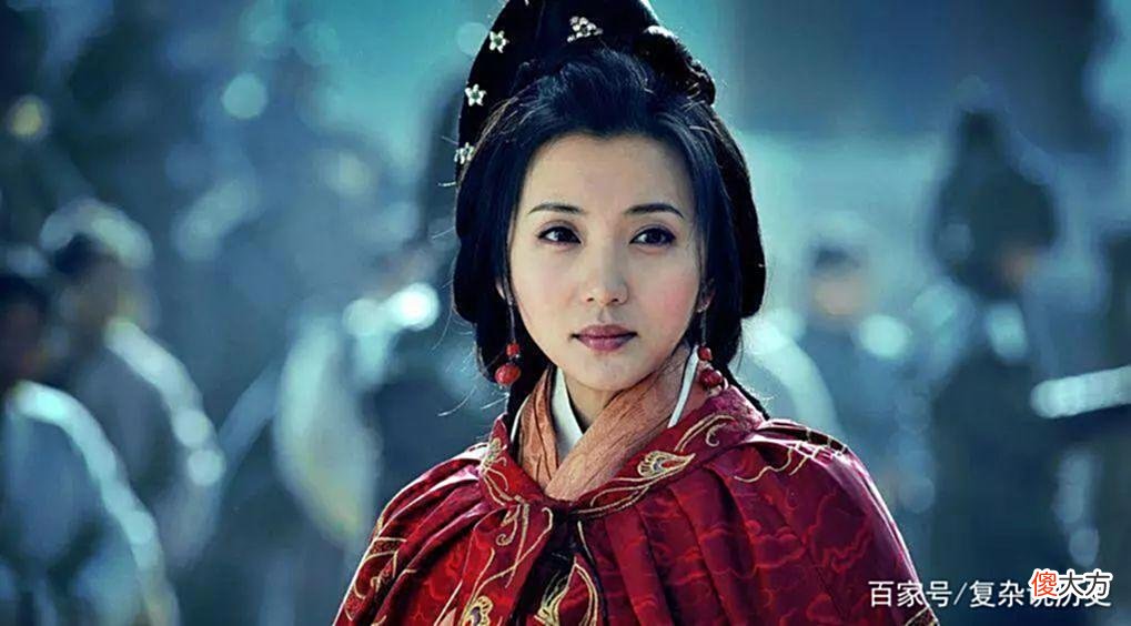 【历史故事】曹操为何喜欢娶寡妇，很多人都不明白，不得不感叹曹操的智慧