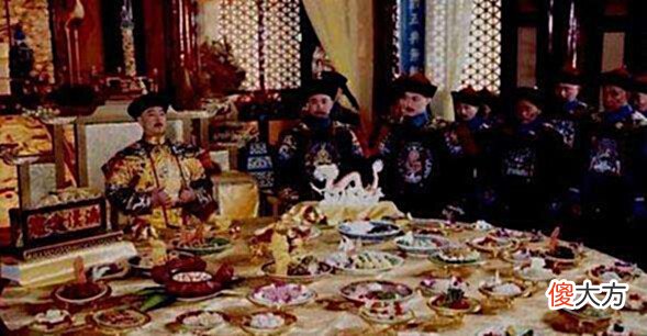 【爱历史】在古代,为何不通过下毒来杀掉皇帝?溥仪:我就没吃过一口热乎饭