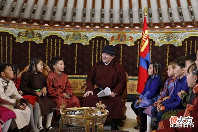 【爱历史】蒙古国网红前总统,攻击竞争对手有中国血统,自己却是俄罗斯女婿