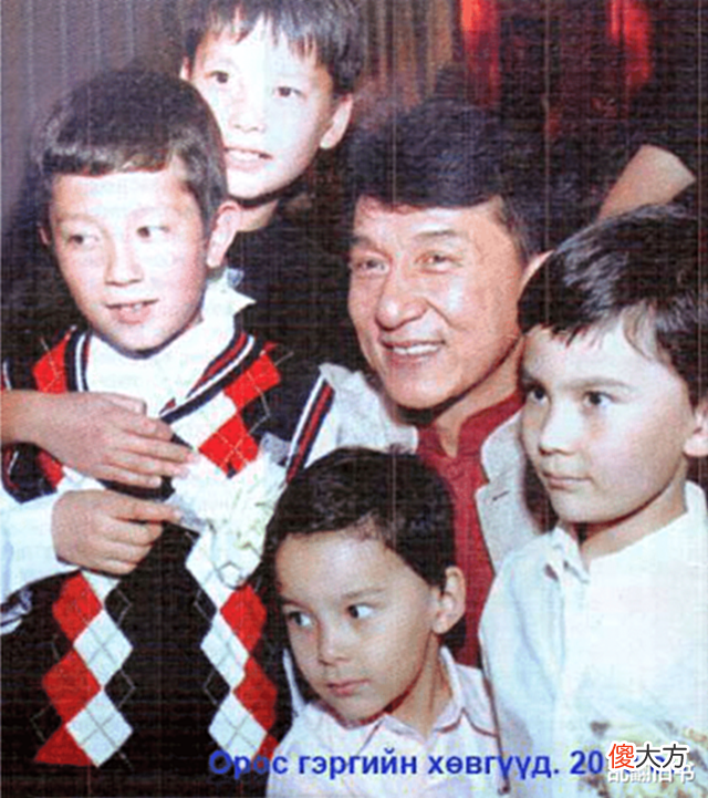 【爱历史】蒙古国网红前总统,攻击竞争对手有中国血统,自己却是俄罗斯女婿