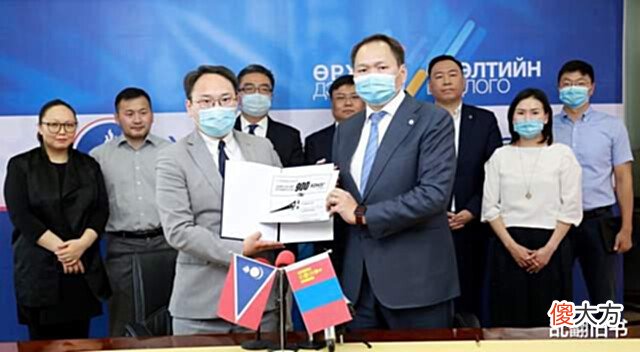 【爱历史】蒙古国网红前总统,攻击竞争对手有中国血统,自己却是俄罗斯女婿