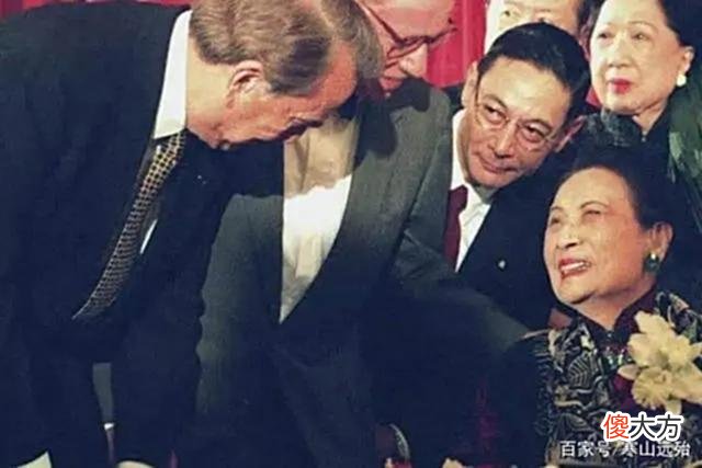 【爱历史】老蒋孙子首次回国，申请将“两蒋”移灵大陆，三句话让人眼眶泛红
