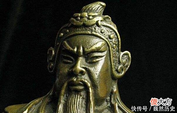 【历史故事】关羽的雕像为何总是闭着眼老木匠他睁开眼后果很严重