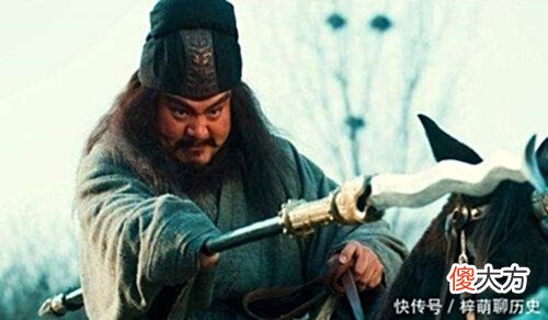 【历史故事】三国中，张飞最看不起的这两人，一个是刘备的手下，一个武艺高强