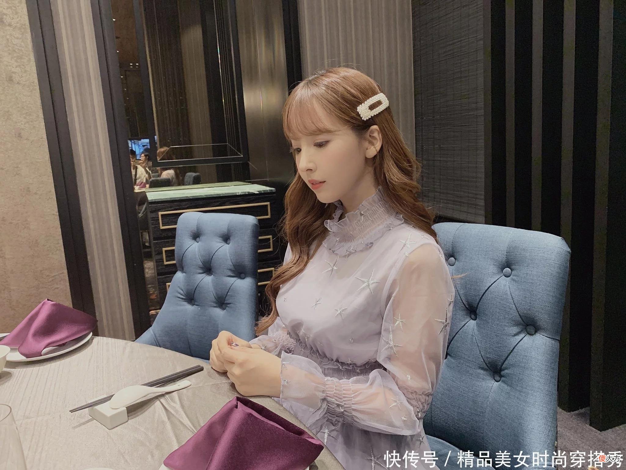 【时尚一点】紫色的网纱连衣裙淡雅的色彩衬托优雅的气质夏日里穿着甜美范十足