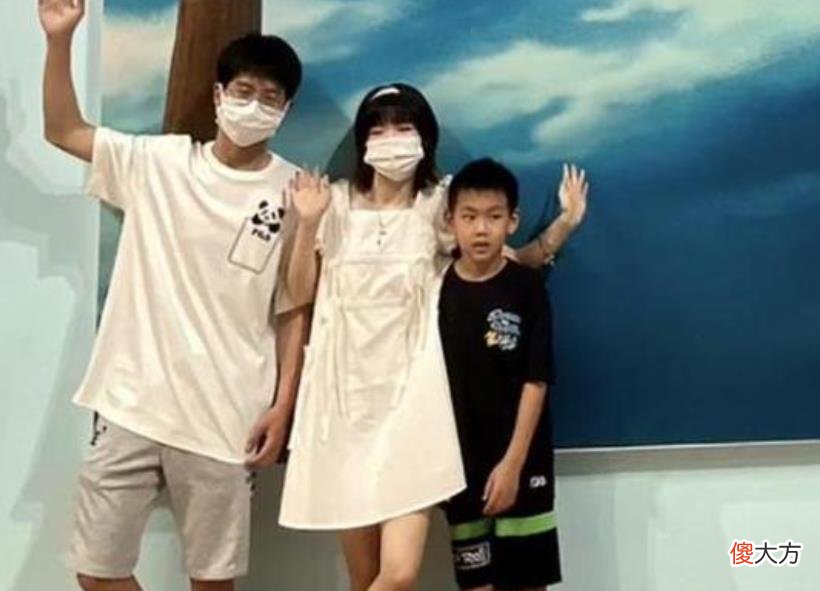 太无奈！孙海洋谈与大儿子孙卓相处细节，小心翼翼状态惹人心酸