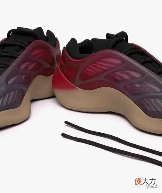 【就爱时尚】新 YEEZY 官宣定档，国内同步发售＆adidas x Palace 新联名国内发布！