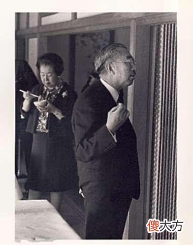 【历史故事】日本天皇的家族遗传病，你发现了吗？御用摄影师一直尽力遮掩