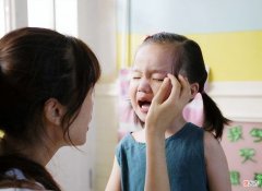 幼儿园园长：提前做好2点准备，让娃更快适应幼儿园，爱上幼儿园