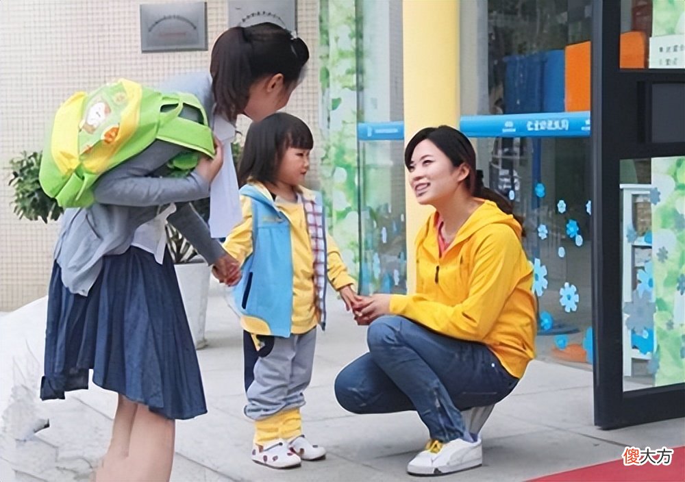 幼儿园园长：提前做好2点准备，让娃更快适应幼儿园，爱上幼儿园