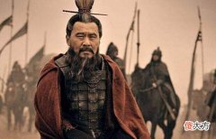 【爱历史】曹操霸占张绣的婶娘邹氏，弄得自己差点搭上命，邹氏结局如何？
