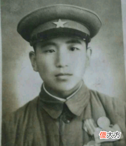 【历史故事】开国少将假扮日军少佐搞侦察，意外碰到了真人，他脱身的方法绝了