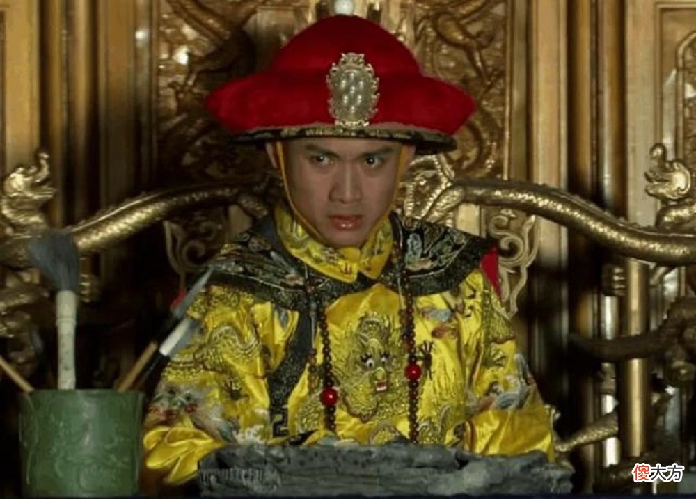 【历史故事】和珅临死前，打开乾隆赐的免死诏书，上面三个字让他彻底绝望