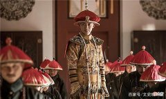 【历史故事】乾隆皇帝真实相貌，被国外画家偷偷还原，网友：和一位明星好像