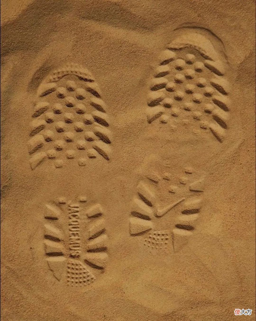 【时尚一点】让 Jacquemus 痴迷的 90 年代 Nike，究竟有怎样的魅力？