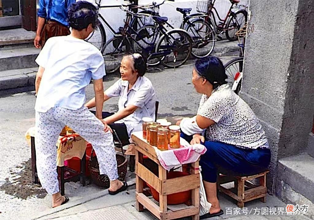 【历史故事】老照片：1992年的上海，是你记忆深处的样子吗？