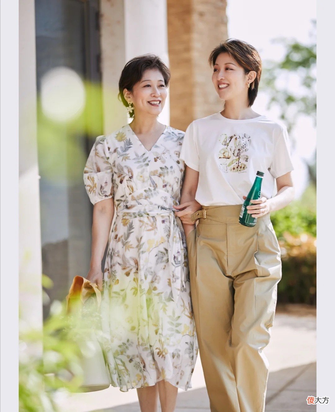 【时尚一点】50＋的妈妈就要这样穿，精致优雅又显贵气，时尚大气又显年轻