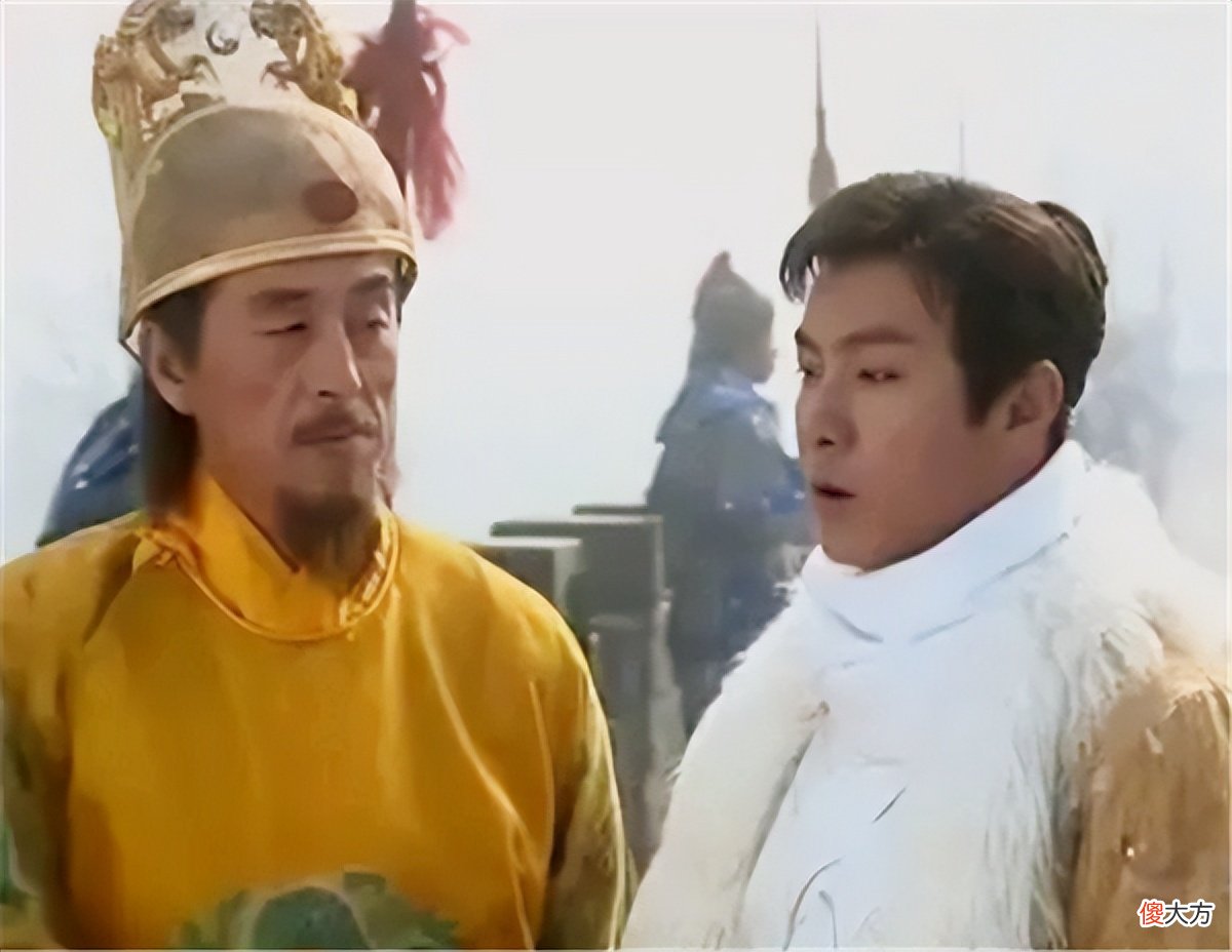 【爱历史】朱元璋问沈万三，桌上的猪蹄叫什么名，沈万三用“3字”保住性命