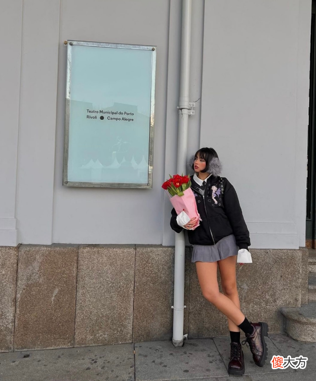 【就爱时尚】葡萄牙ins时尚博主InesSilva 街头运动风酷女孩日常搭配