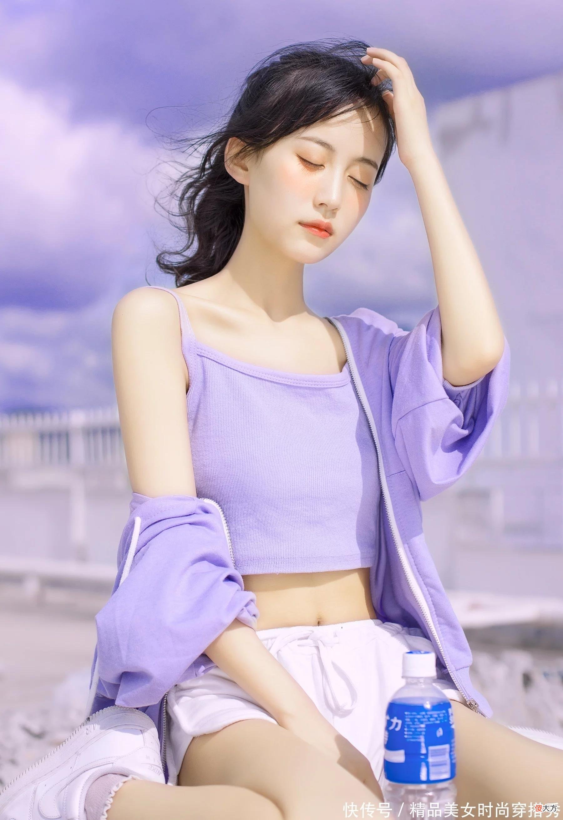 【时尚一点】夏日清凉又不失吸睛感的穿搭，让你的休闲更自在