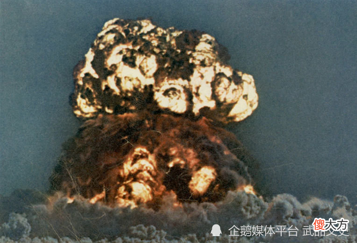 【历史故事】1988年，核武专家张宪义携全家叛逃美国，为什么后来被人称赞？